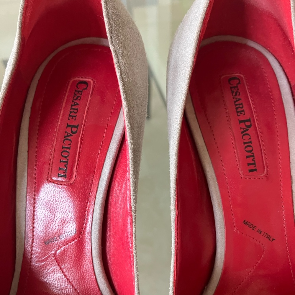 Cesare Paciotti Made In Italy. Dove grey Suede stiletto with platform. - Picture 4 of 8